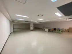 神奈川県横浜市神奈川区三枚町の倉庫